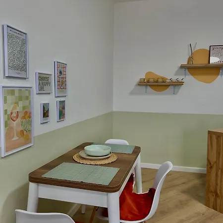 Gibel Apartment *
