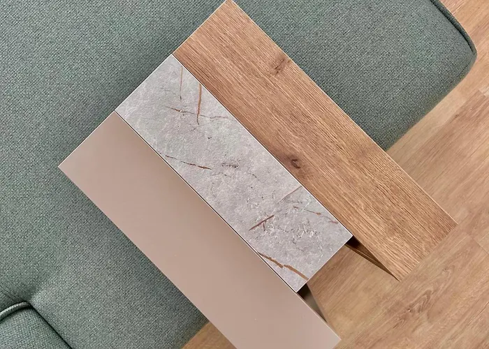 Gibel Apartament Golem (Tirana)